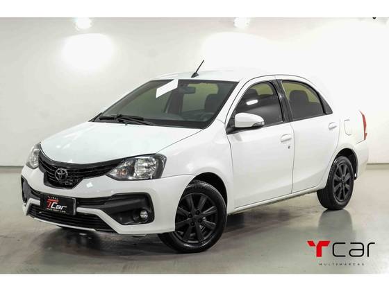TOYOTA ETIOS 1.5 X PLUS SEDAN 16V FLEX 4P AUTOMÁTICO